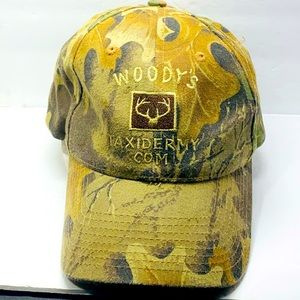 Head to Toe Advantage Camouflage Hardware Hank Embroidered Snapback Woody’s